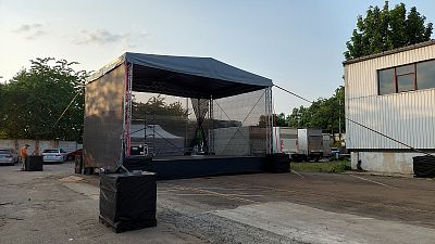 Ground support stage roofing system 8x6m